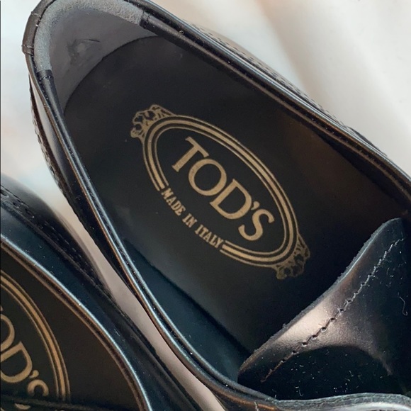 Tod’s Black Leather Lace-Ups main image 5